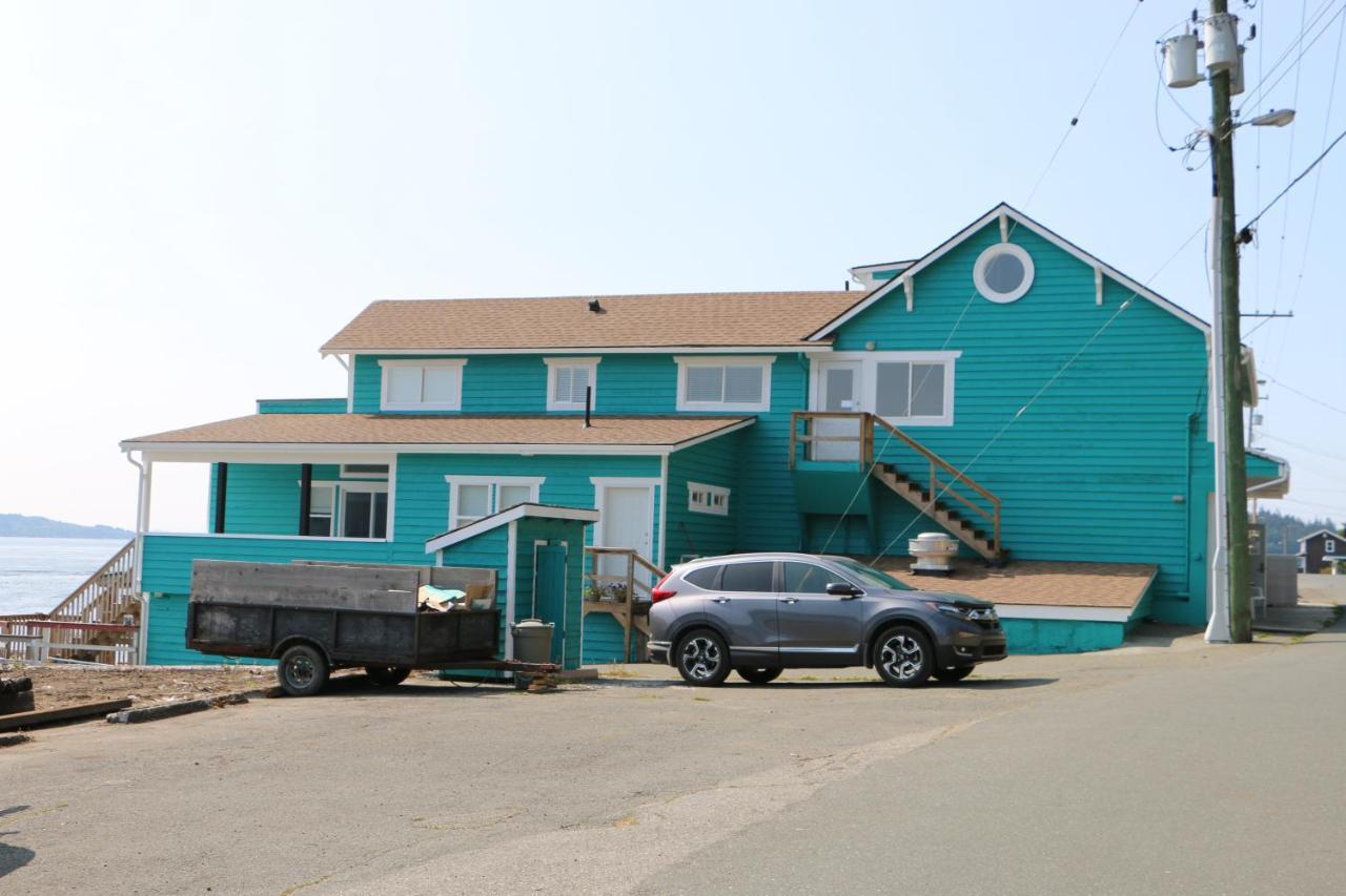Nimpkish Hotel Alert Bay 외부 사진