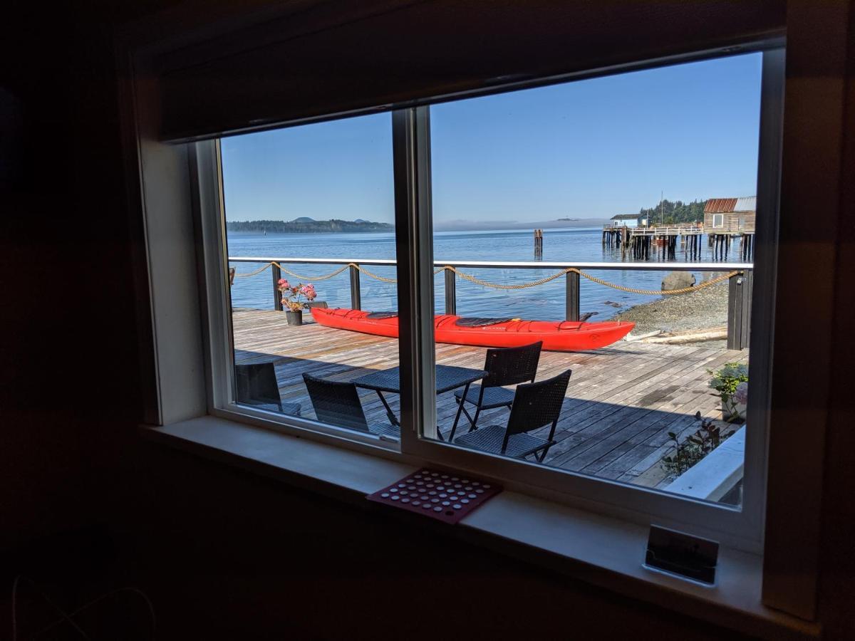 Nimpkish Hotel Alert Bay 외부 사진